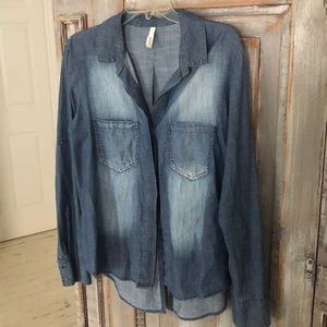 Lightweight jean shirt